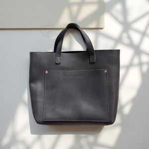 Portland Leather Medium Crossbody - Black